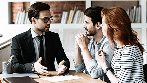 couple on legal counselling