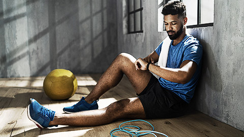 A person checking his vitals after a workout in their smartwatch