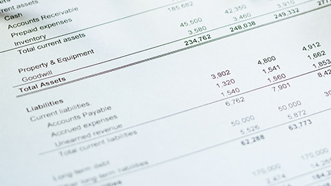 Financial calculation numbers chart with pen