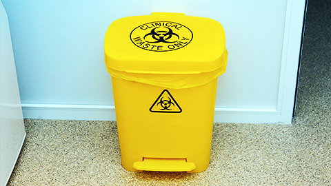 Waste bin for medical biohazard