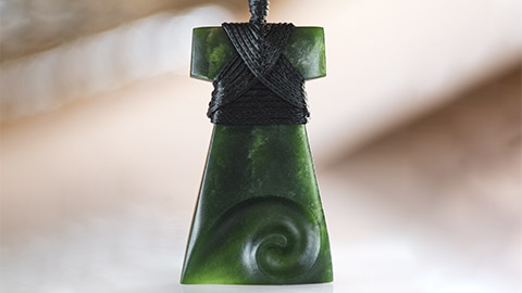 A hei toki necklace