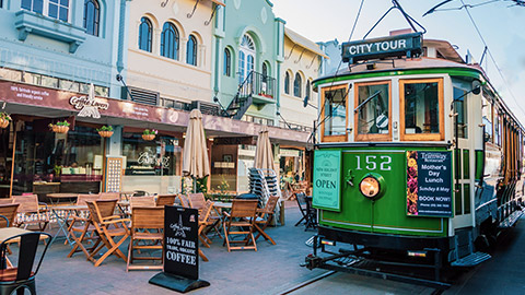 tram on christchurch street